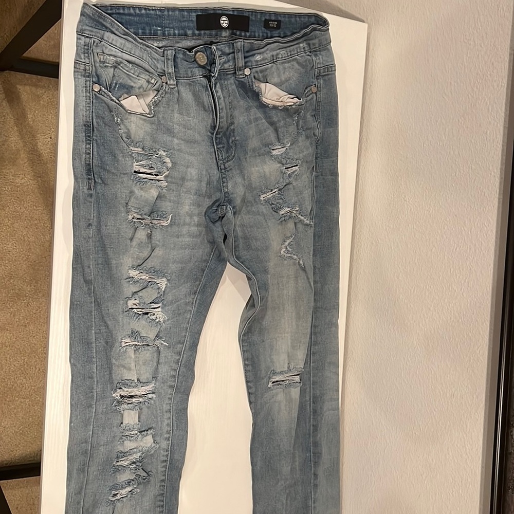 Light jeans